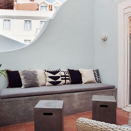 Renovated Charming Apartment With Terrace In Lapa Lisbon Exterior photo